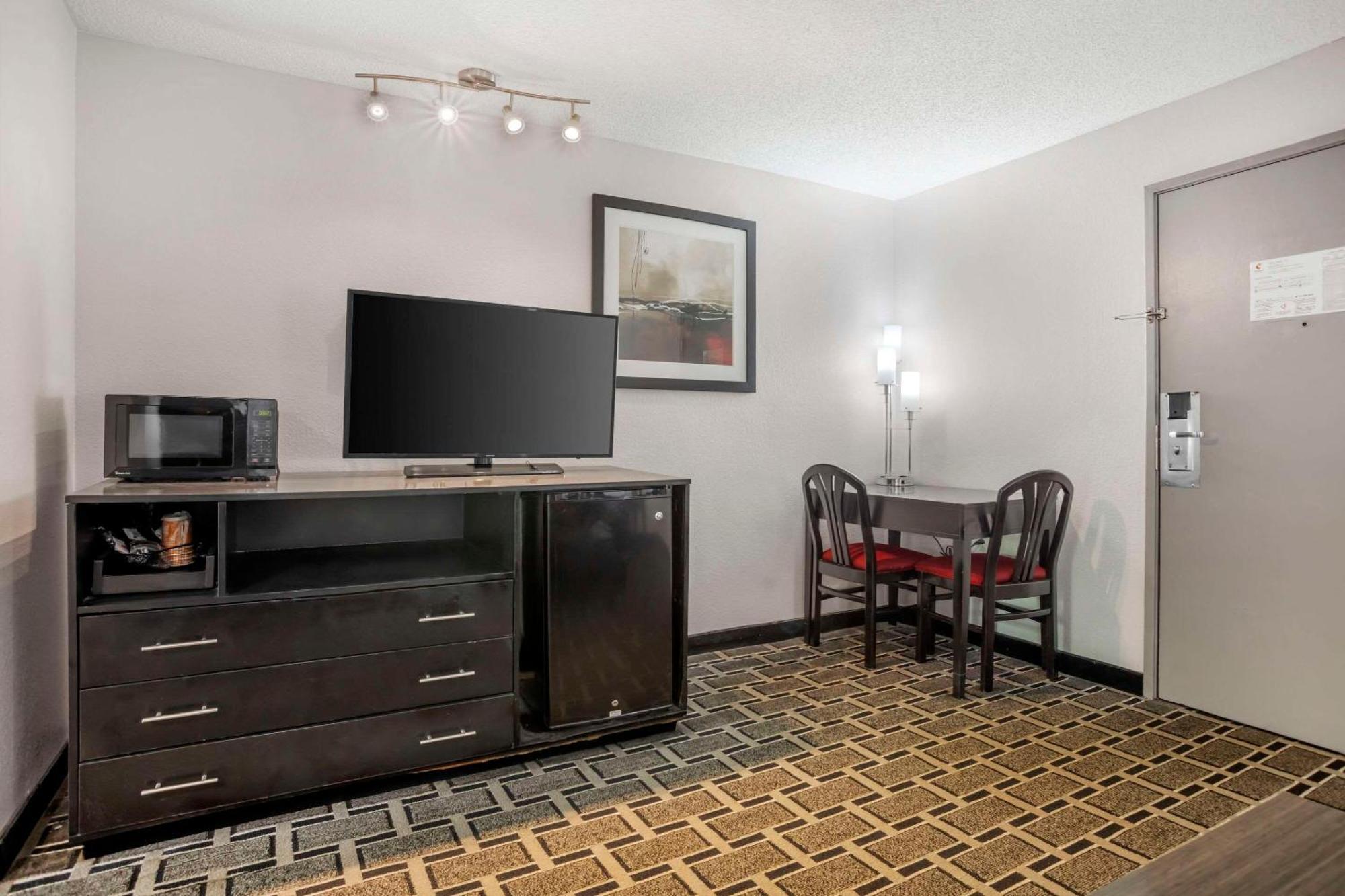 Comfort Suites Nashville Airport - Bna Extérieur photo